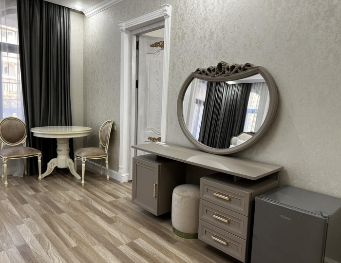 Номер люкс премиум №3 - Отель «Луман Ихан» Сухум