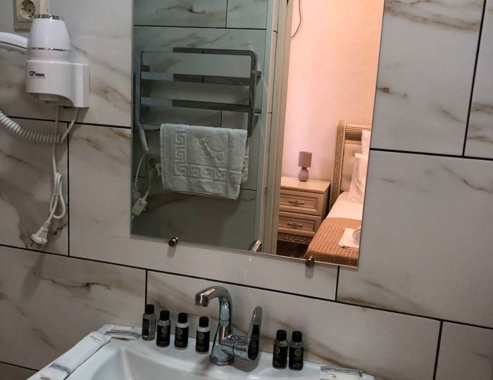 Номер люкс премиум №3 - Отель «Луман Ихан» Сухум