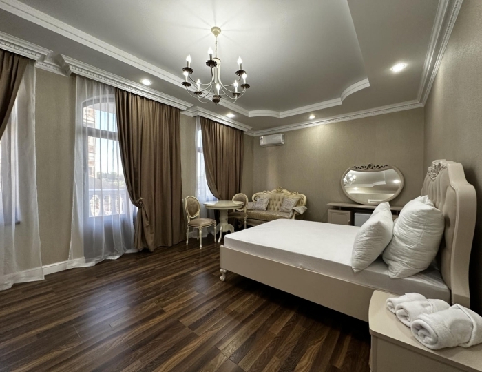 Номер люкс премиум №4 - Отель «Луман Ихан» Сухум