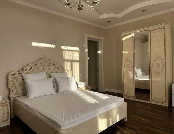 Номер люкс премиум №5 - Отель «Луман Ихан» Сухум